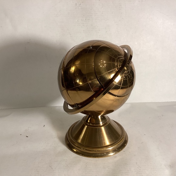 Other - Mid century modern globe cigarette holder, art deco